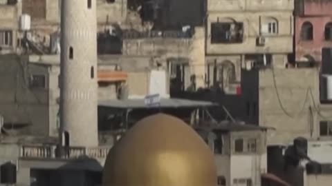 Soldiers raise Israeli flag on West Bank mosque - Middle East Eye