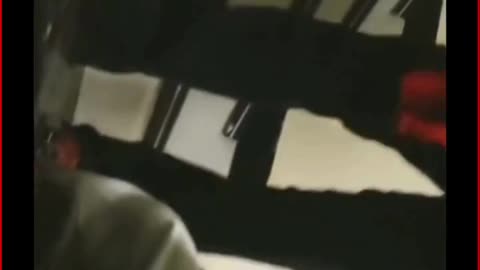 Caught Red-Handed in Jhansi Hotel: Lover Hides Under Bed as Husband Walks in With Police