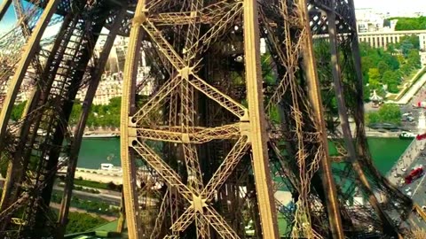 Effiel Tower Collapse