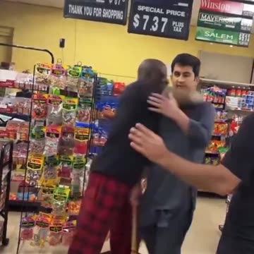 Fight breaks out in Apple Tree