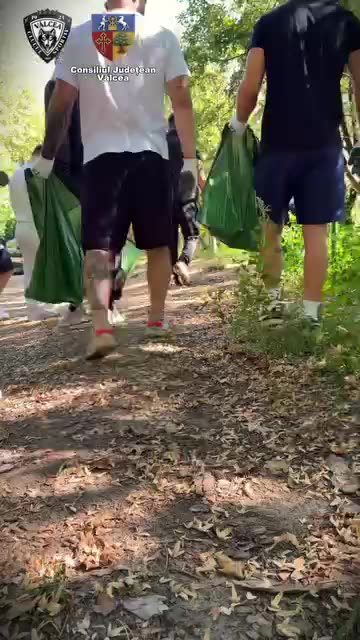 Sportivii CS Vâlcea 1924 s-au alăturat Campaniei Naționale Let’s Do It, Romania!