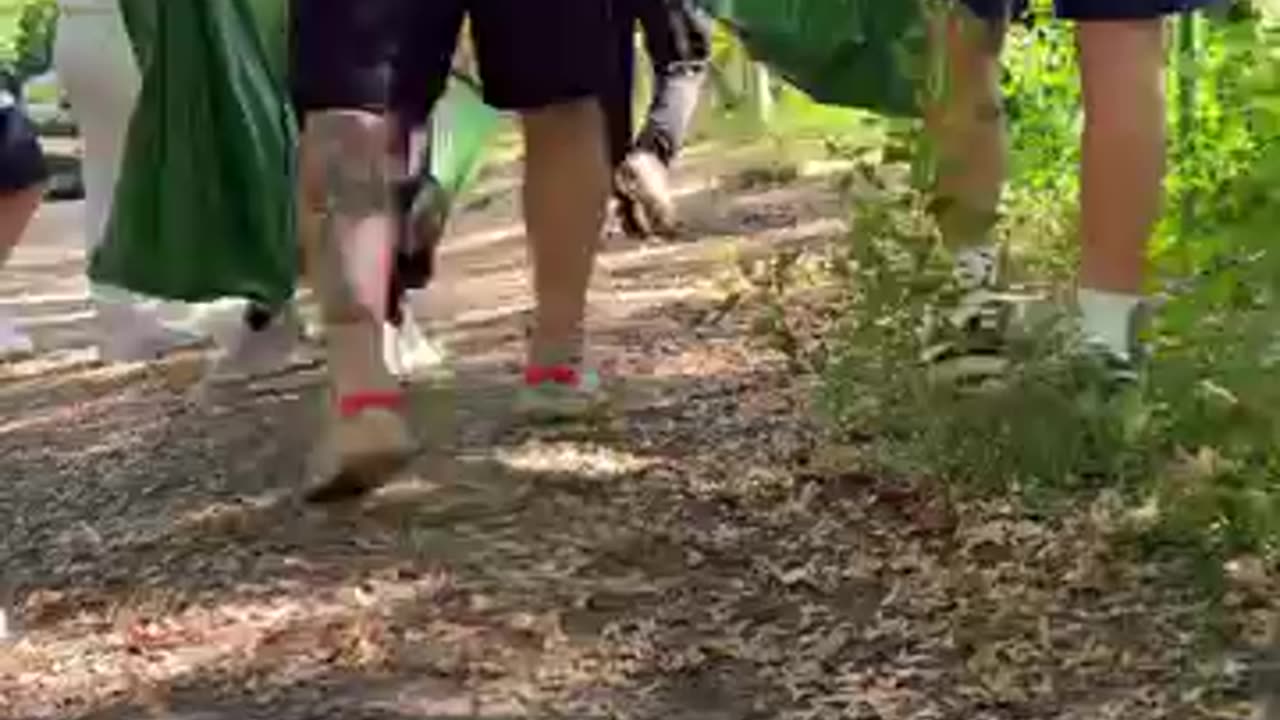 Sportivii CS Vâlcea 1924 s-au alăturat Campaniei Naționale Let’s Do It, Romania!