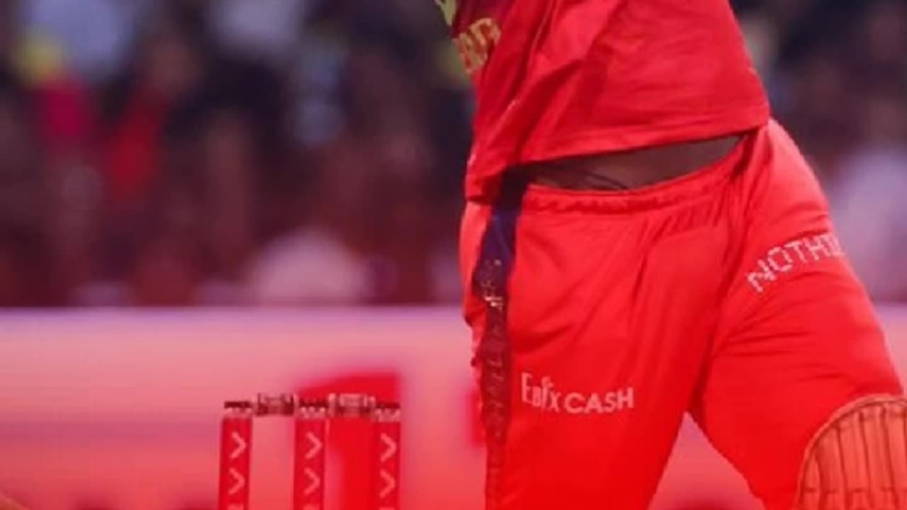 RCB gave target of 214 runs to CSK in the 52nd match of IPL25 in Bengaluru. Predict the Winner