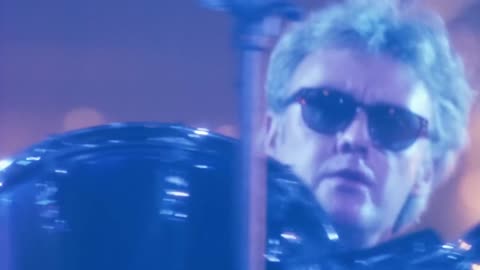 QUEEN - I Want It All (Official Music Video )