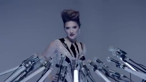 Demet Akalın - Pırlanta