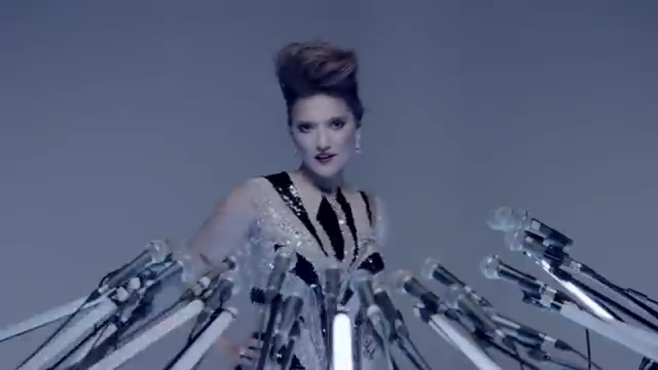 Demet Akalın - Pırlanta