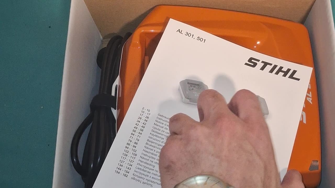 Unboxing Stihl AL 501 High Speed Battery charger For Stihl professional gardening equipment, #stihl