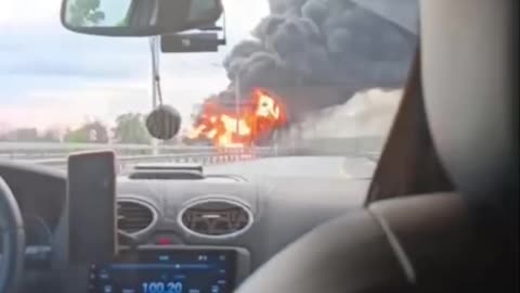 🔥 More footage of burning Russian Defense Ministry equipment on the highway in Lipetsk region!