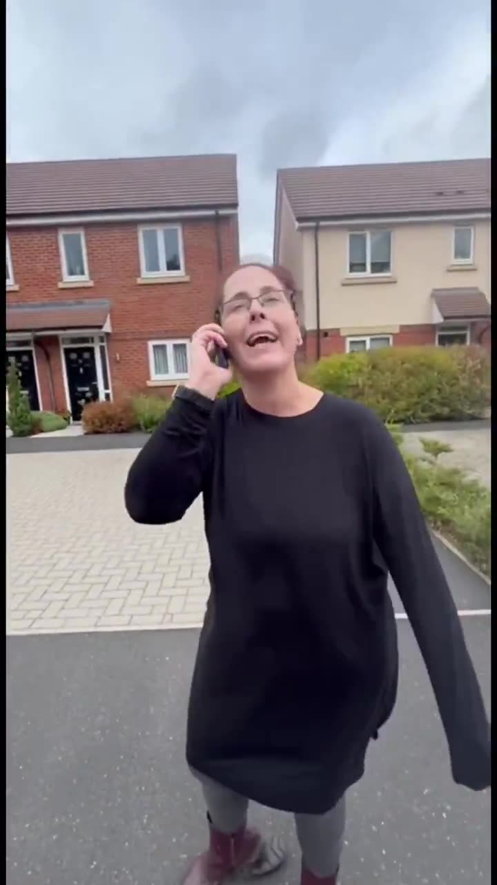 Karen does her best to stop patriots from putting up England flags in the street