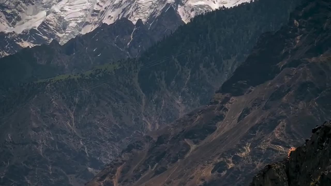 Yeh sirf pahaar nahi… yeh Pakistan ka fakhar hai Rakaposhi! 🇵🇰🏔️