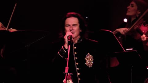 The Space... - Marillion (live)