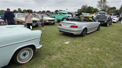 Walking at Clacton on Sea Essex Classic car show event 18 may 2025 video Part 1