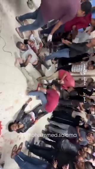 Bombardati, affamati e ancora bombardati.