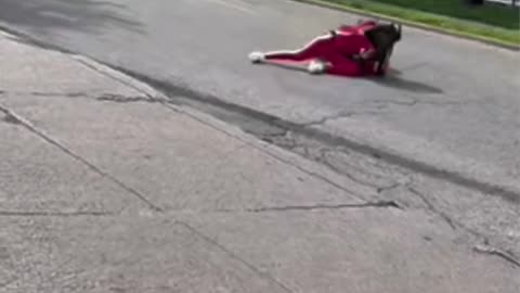 FULL FIGHT FROM SLAP TO FINISH WITH LIKE.NO.OTHER VIDEO & 130LB DOLLA BILL DEFINITELY BEAT FUCKBOY CRACKHEAD LIKE.NO.OTHER ASS NOW WHO TAKING LNO SERIOUS AFTER THIS