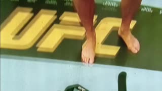 Dustin and max go to war