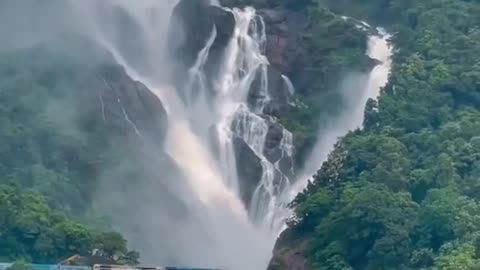 Milford Sound: Majestic Waterfalls and Fjord Wonders