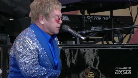 Levon - Elton John (live)