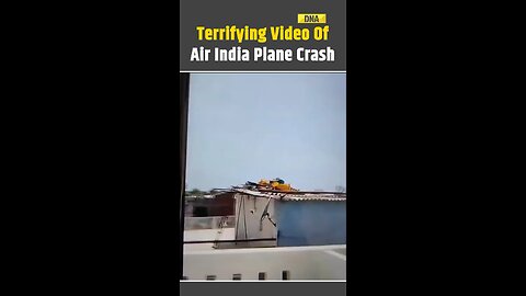 Terrifying video of india plane crash
