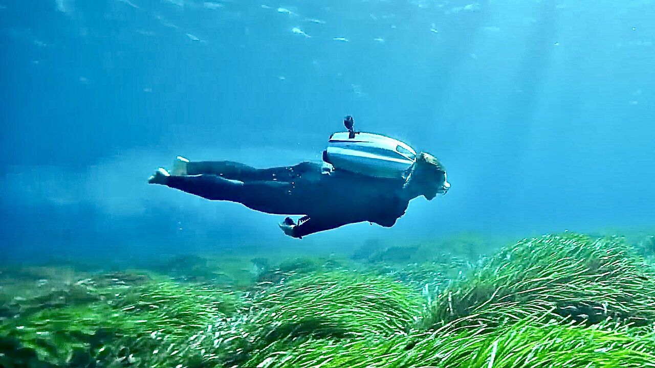 Fly Through Water ~ First-Ever Underwater Jetpack! ~ CudaJet