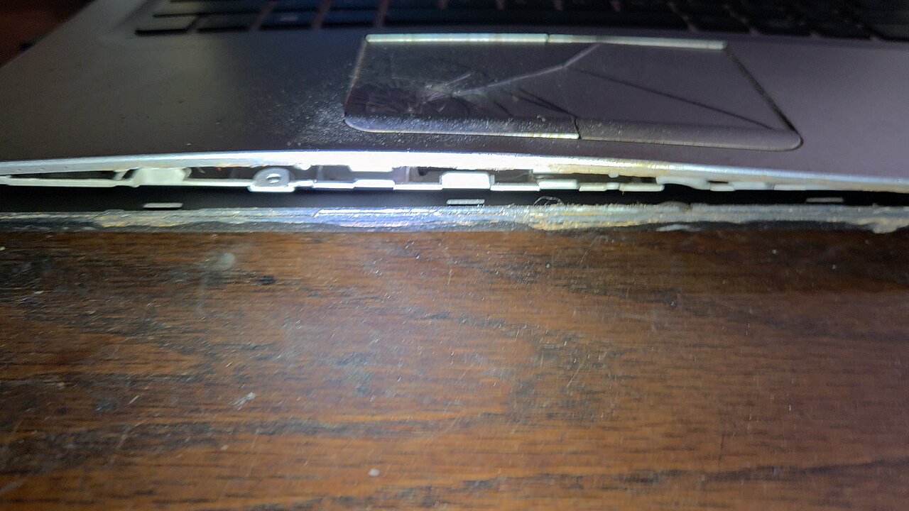 hp laptop exploded