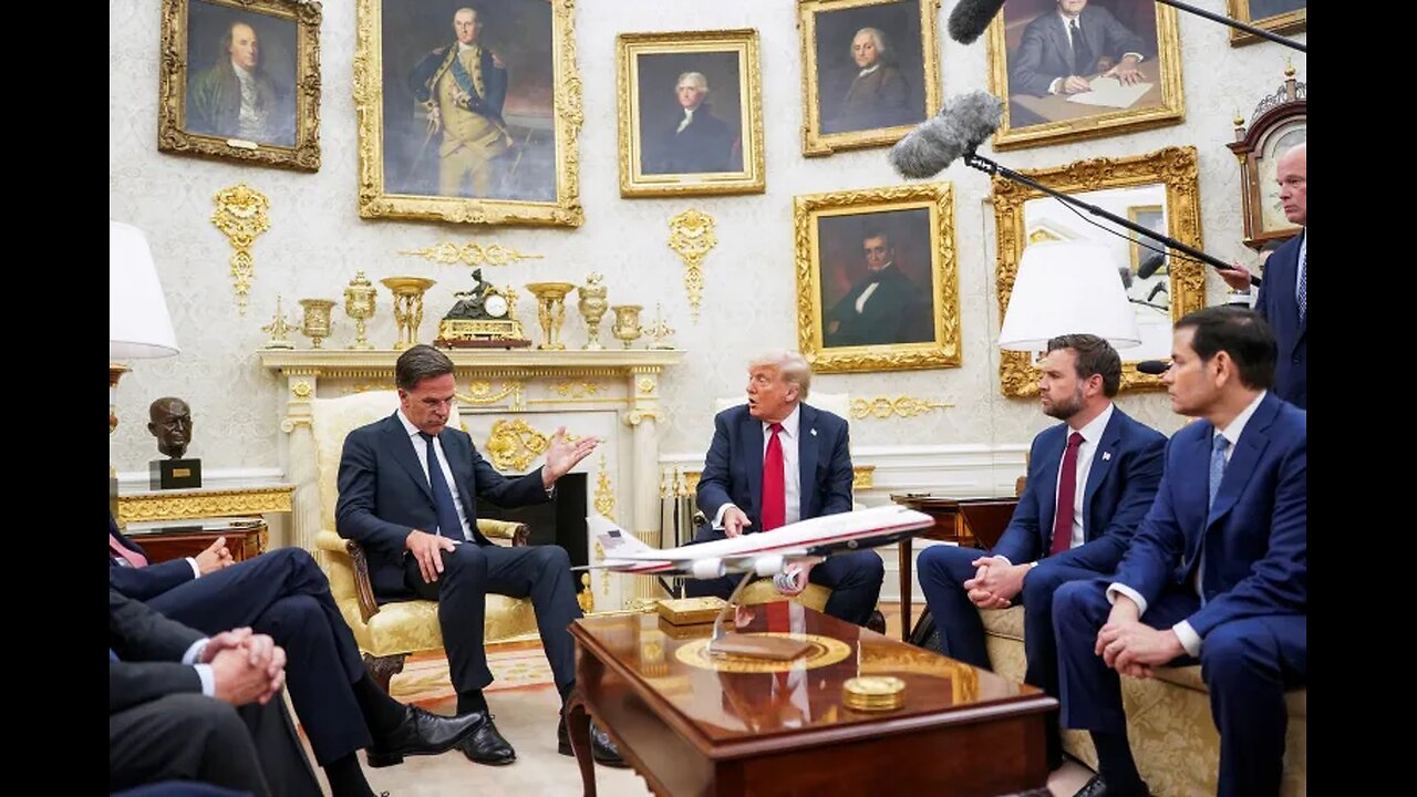 Trump Threatens Russia with “Severe” 100% Tariffs Amid Ukraine Peace Ultimatum