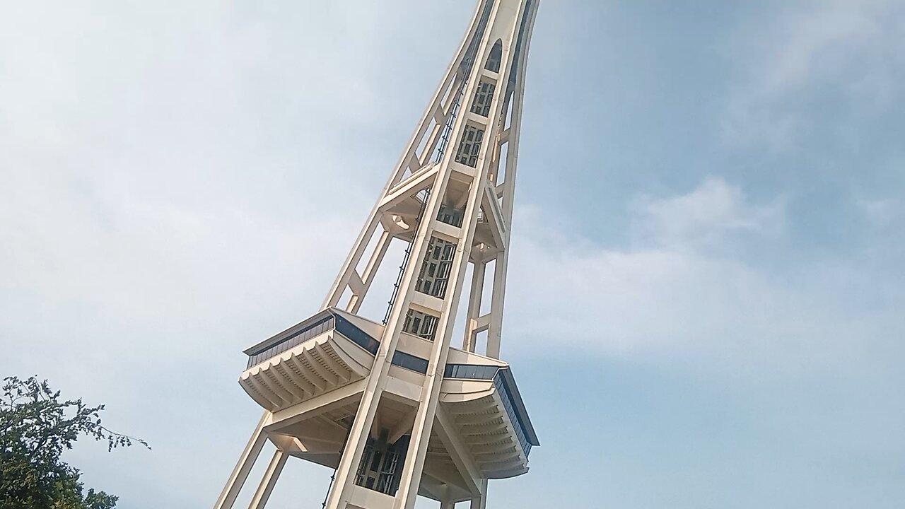 The Space Needle, vlog, camera tricks in Seattle