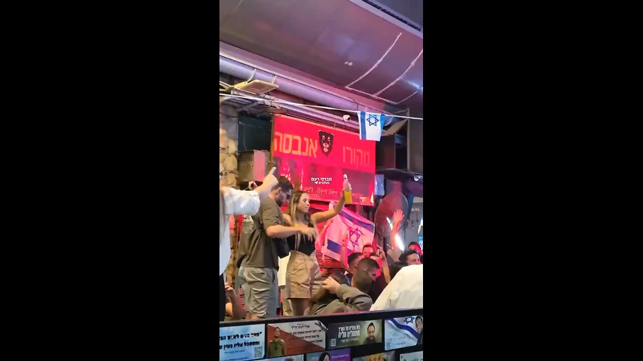 The Golani Infantry on leave from Gaza in Jerusalem’s Flea Market