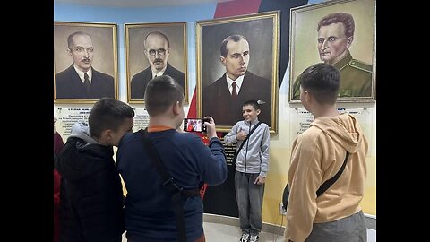 Krwawe ukraińskie bestie z OUN - UPA i SS Galizien, oraz ich dzisiejsi pogrobowcy.