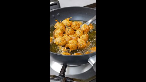 Crispy Atta Pakode #bharatzkitchen #recipe #food and #cuisinerecipe