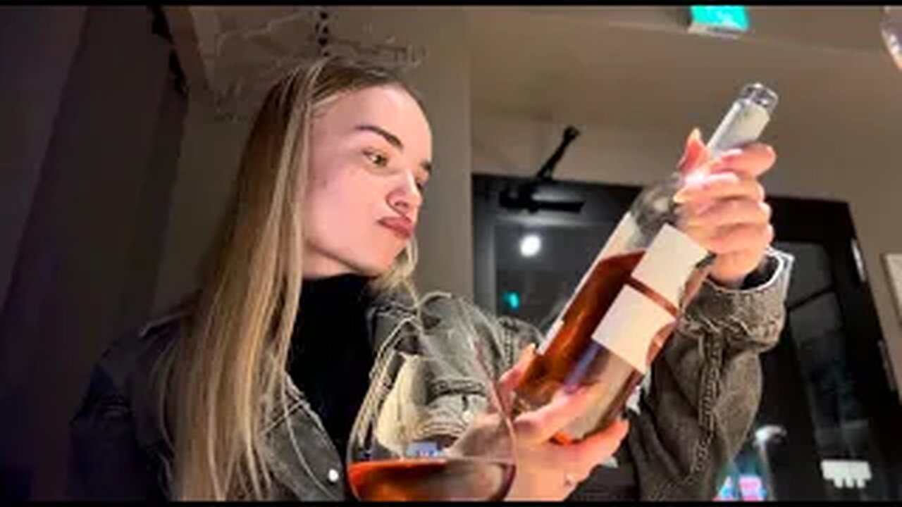 The BEST wine bar in Tokyo - Shinjuku