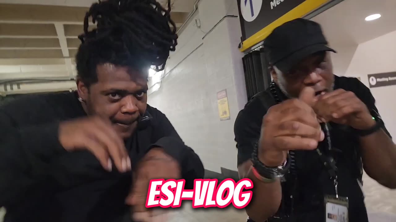 BOXING RING BUILD DAY 2 ESI-VLOG