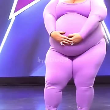 A woman gets her baby on stage, shocking! 😱😭 #agt #americasgottalent #fyp #dance #magic #ai #fusion