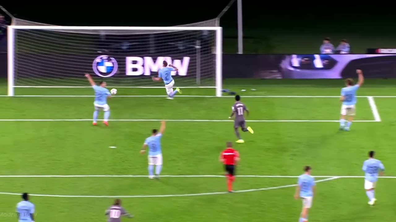 Calverde's Incredible Play: Can He Outrun Matias?