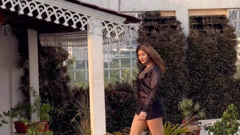 Beutiful Girl Video