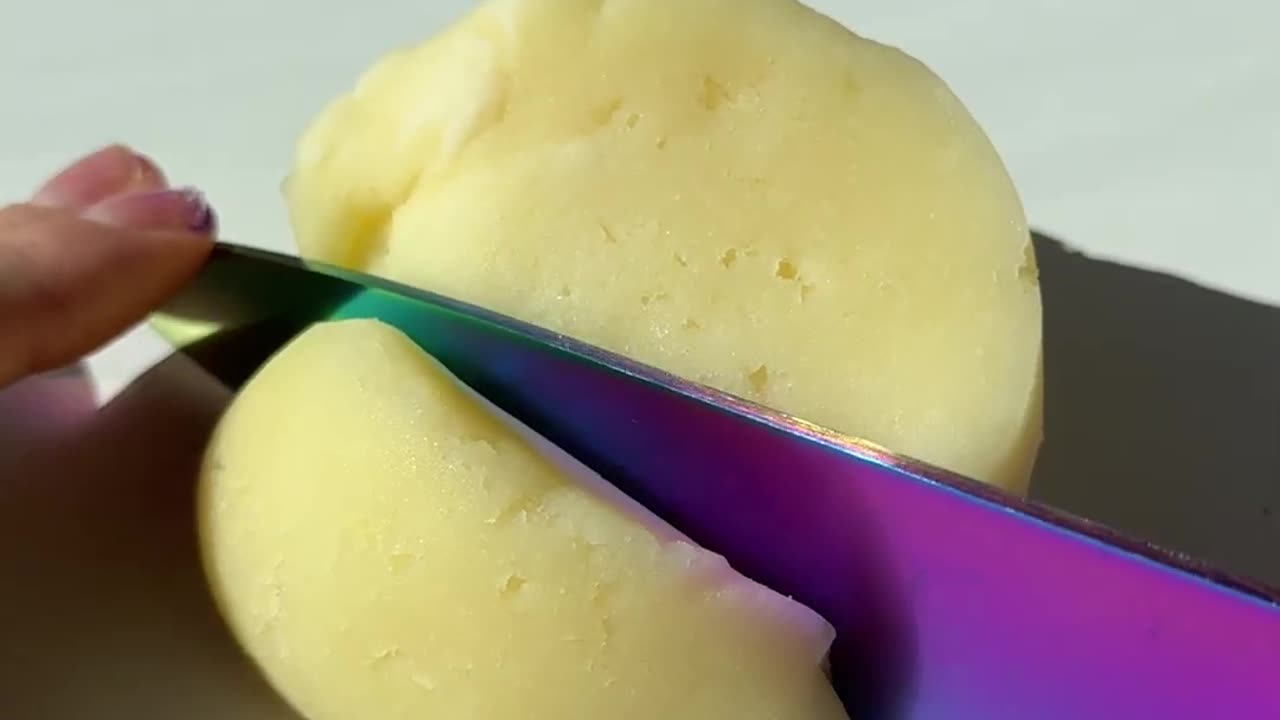 Rating the CUTABILITY of SLIMES 🔪