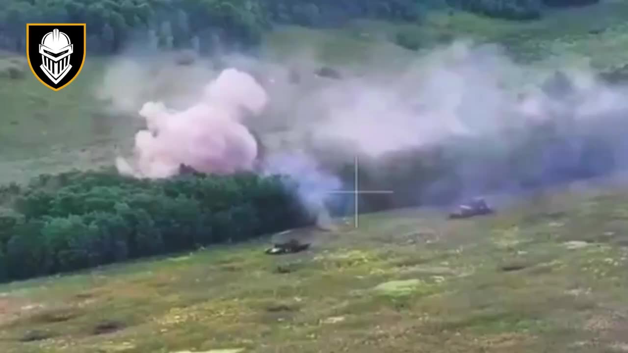 Ukrainian T72 Tank Lighting Up Russian Lines from Close Range