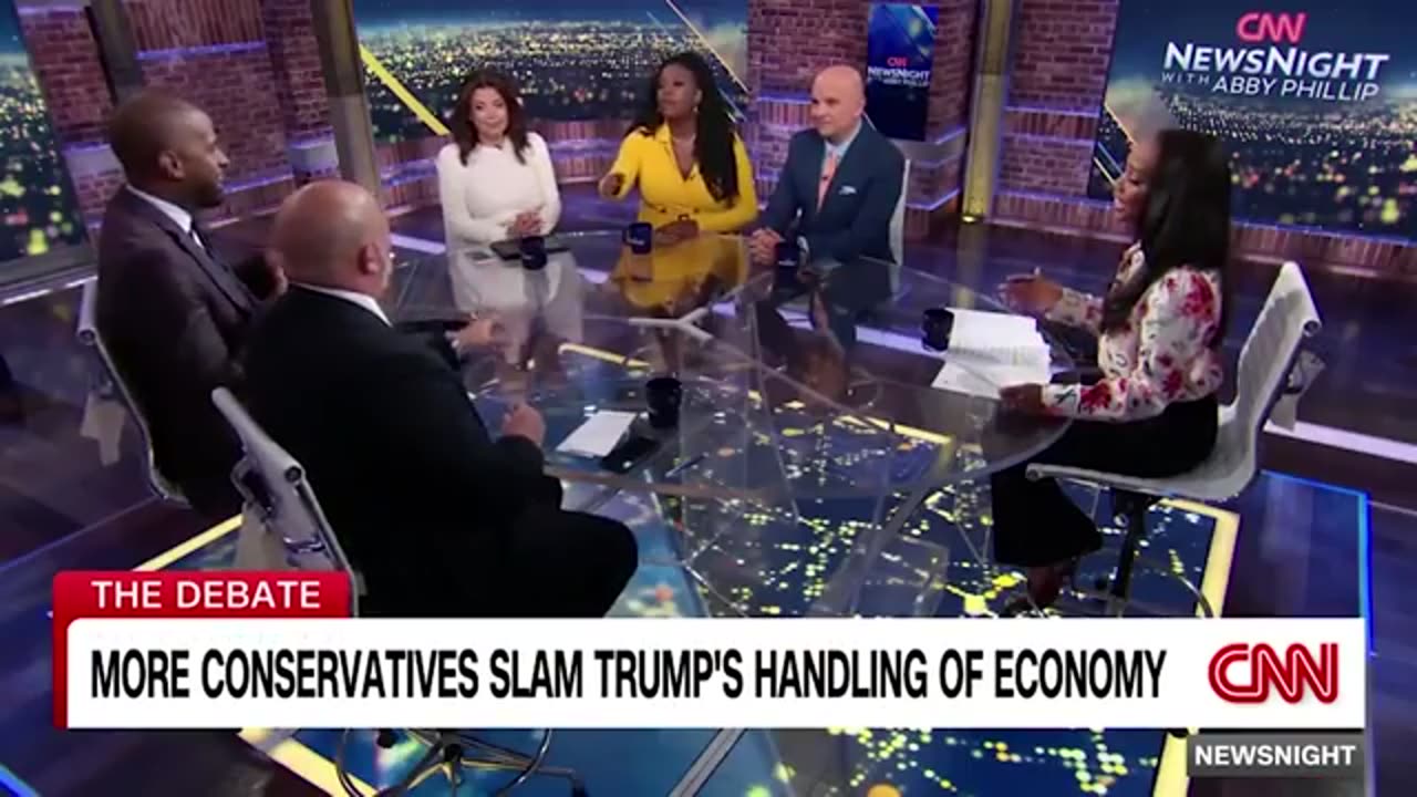 Ana Navarro on Trump's autocratic behavior: 'If he talks like a duck ...'
