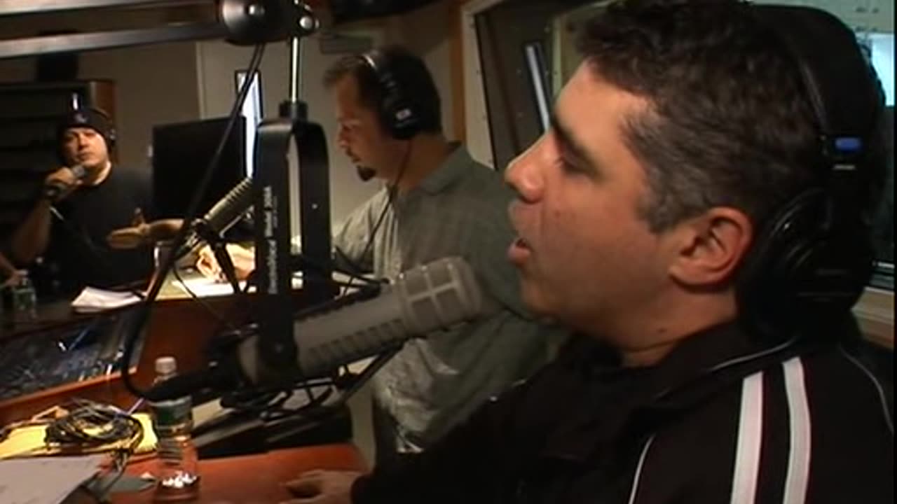 Artie & High Pitch Mike Fight - 2007