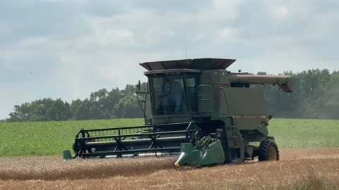 JD 9400 grain 2025