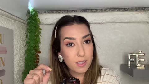 VAN ASMR CRISTÃO _ Frases motivacionais bíblica voz suave e sussurros - Asmr Cristão