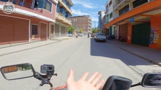 🇧🇴 ARRANCA la AVENTURA desde BERMEJO, buscar CAMBIO DE DINERO Y agarrar RUTA Boliviana 👉 110cc