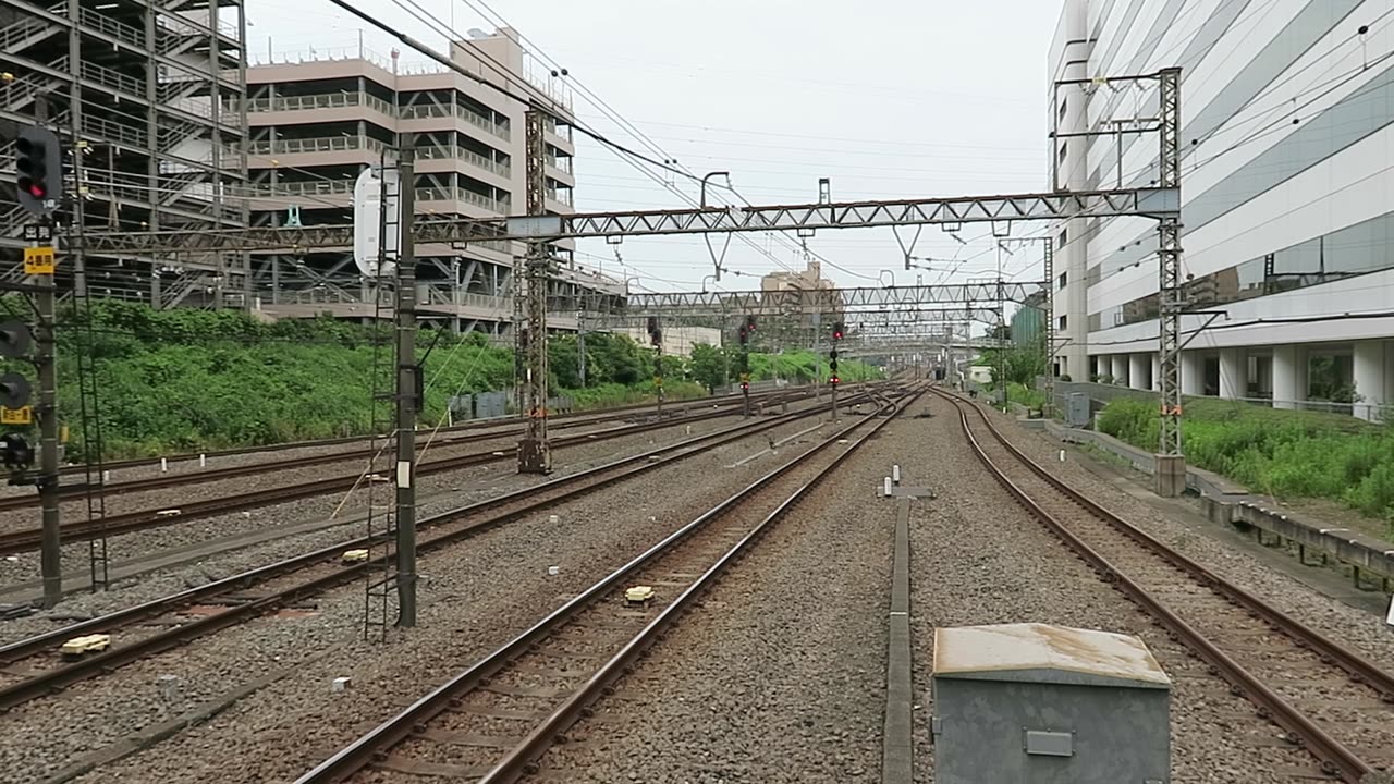 Morning operations at Shin-Yurigaoka Station