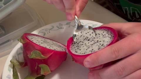 Noah tries Dragon Fruit