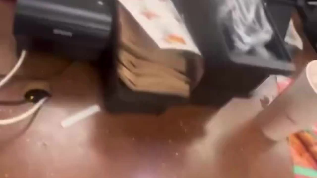 Popeye's Fried Chicken Chimpout For Seeznin'