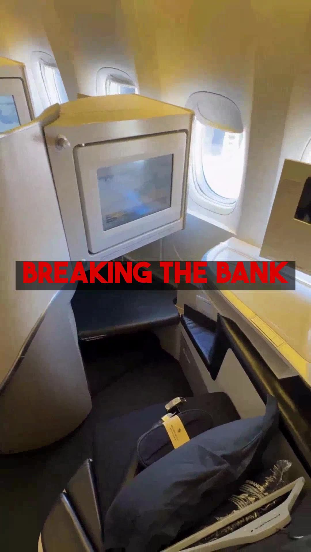 Your Flight to Luxury: Mighty Travels Premium Crash Courses for Business & 5-Star.