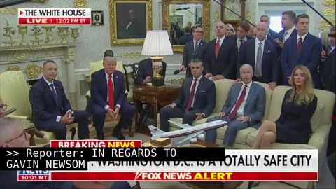 Pro-MAGA Reporter Asks Trump Whether He’d Like a Congressional Investigation
