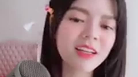 Hot teen sing