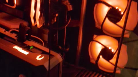 Ryzen 9800X3D RTX 5080 Red Hyte Y70 Build!