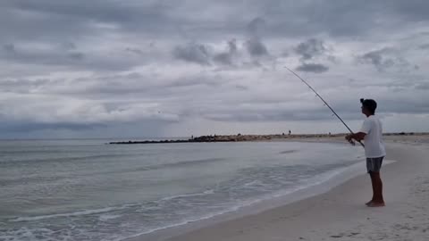 Aprendí a pescar tiburones gigantes, pero nunca solo – Aventura de pesca P3