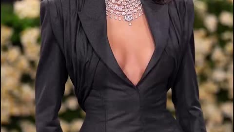 Beautiful hot celebrity actors viral short video 32